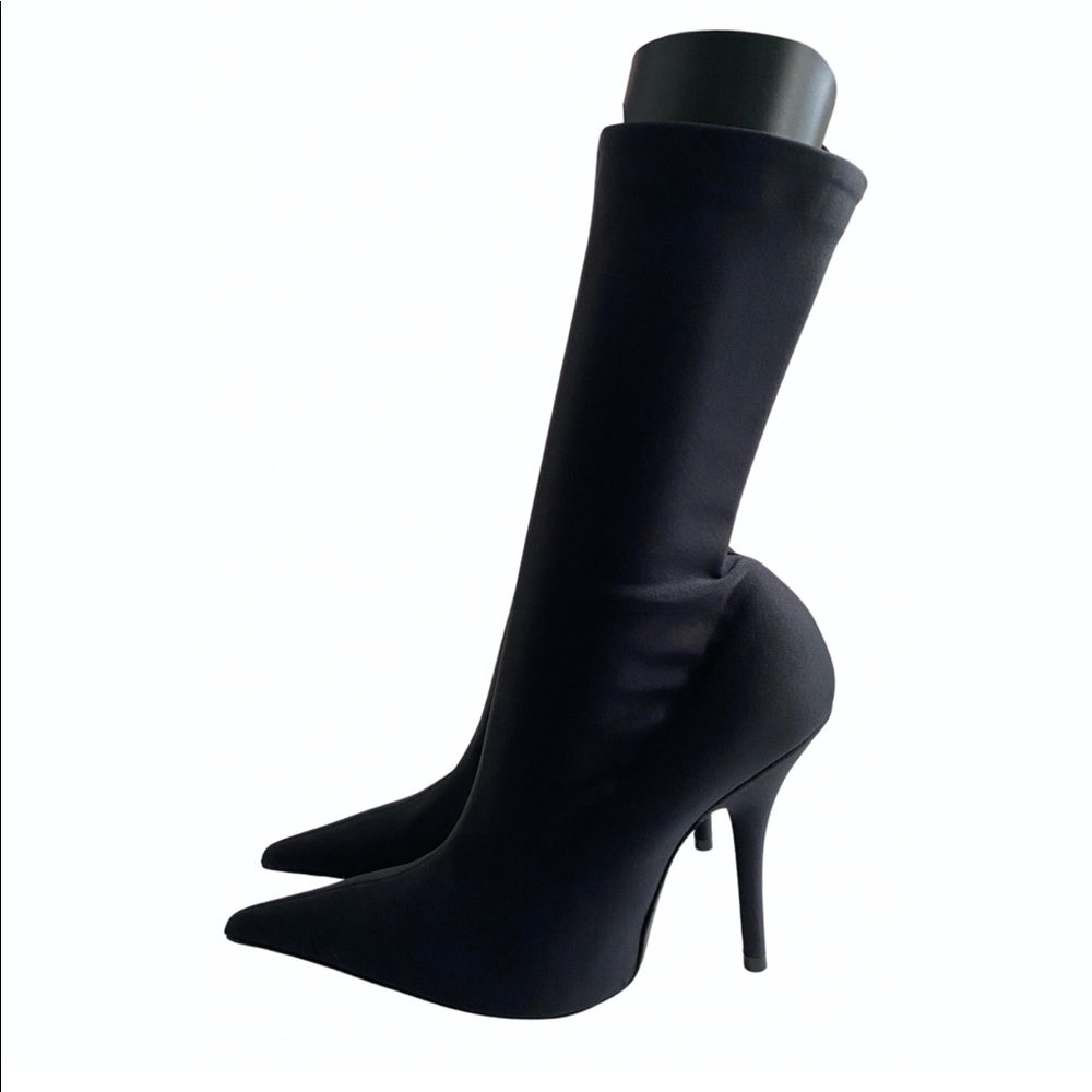BALENCIAGA KNIFE SOCK BOOTS